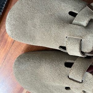 Birkenstock Women’s Suede Boston Clog